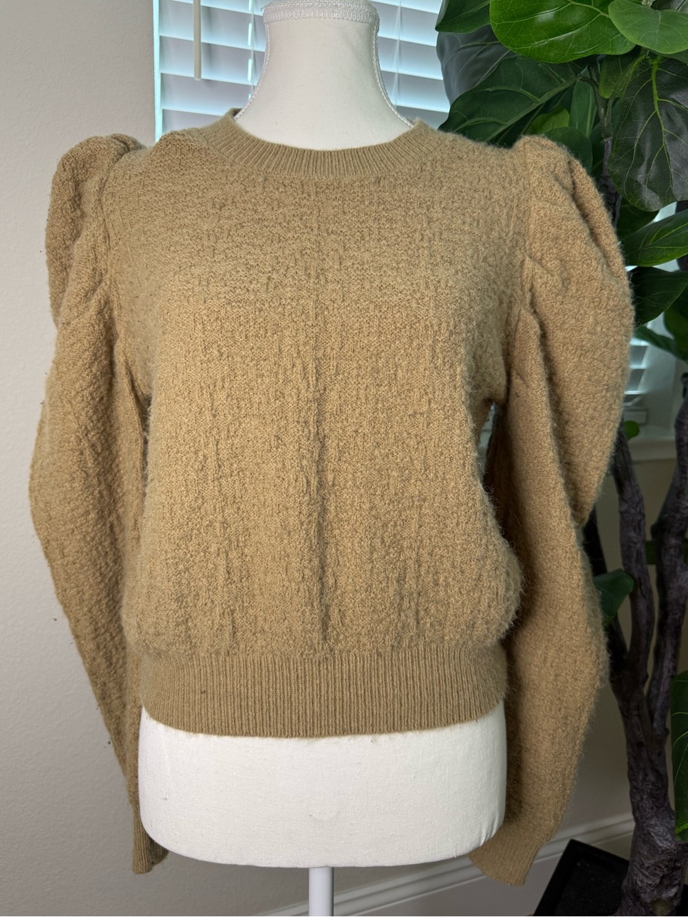 🍂🍁FALL PREVIEW Women's Camel Puff-Sleeve Sweater - Camel
